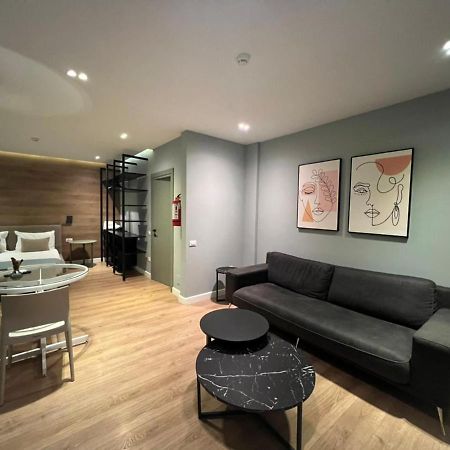Tirana Apartments ภายนอก รูปภาพ