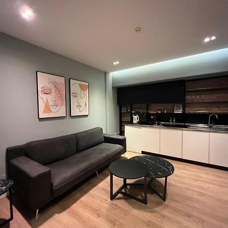 Tirana Apartments ภายนอก รูปภาพ