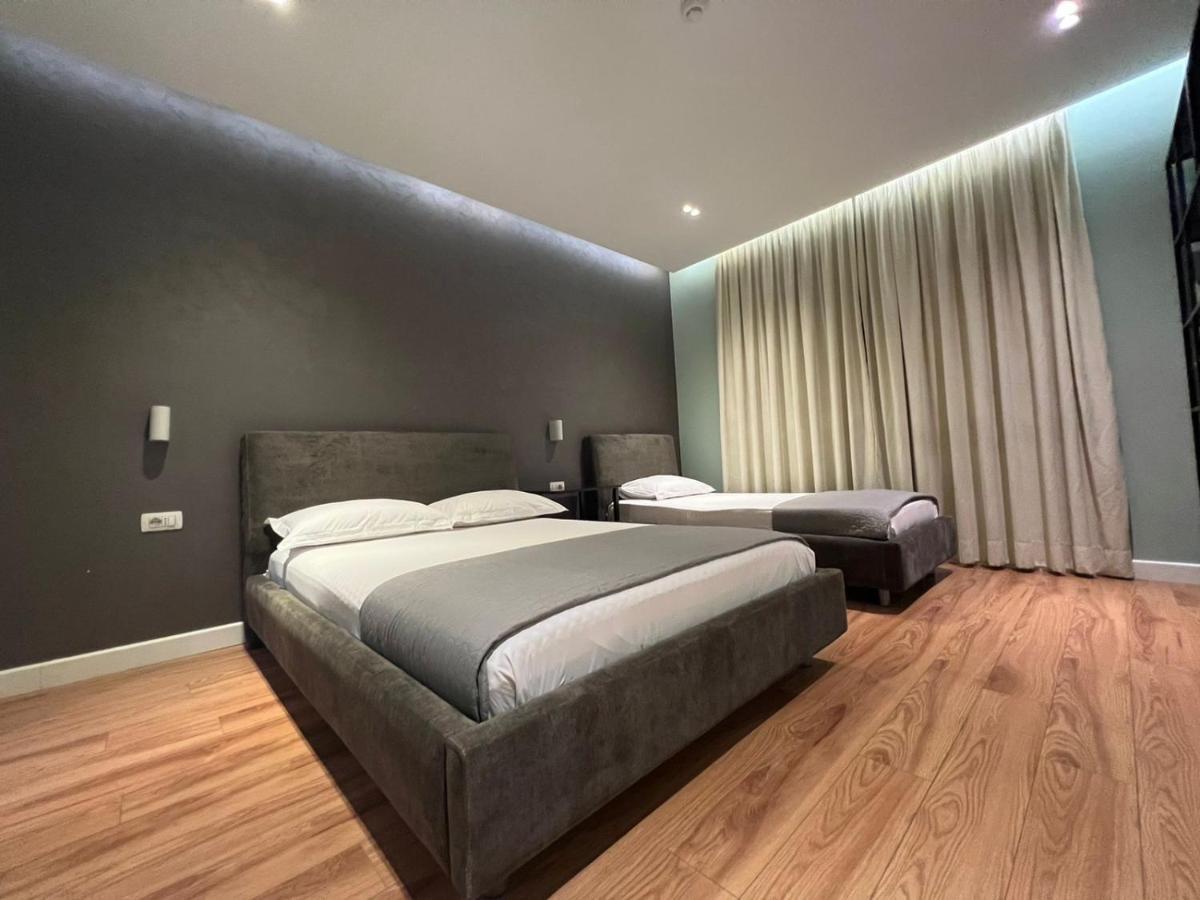 Tirana Apartments ภายนอก รูปภาพ