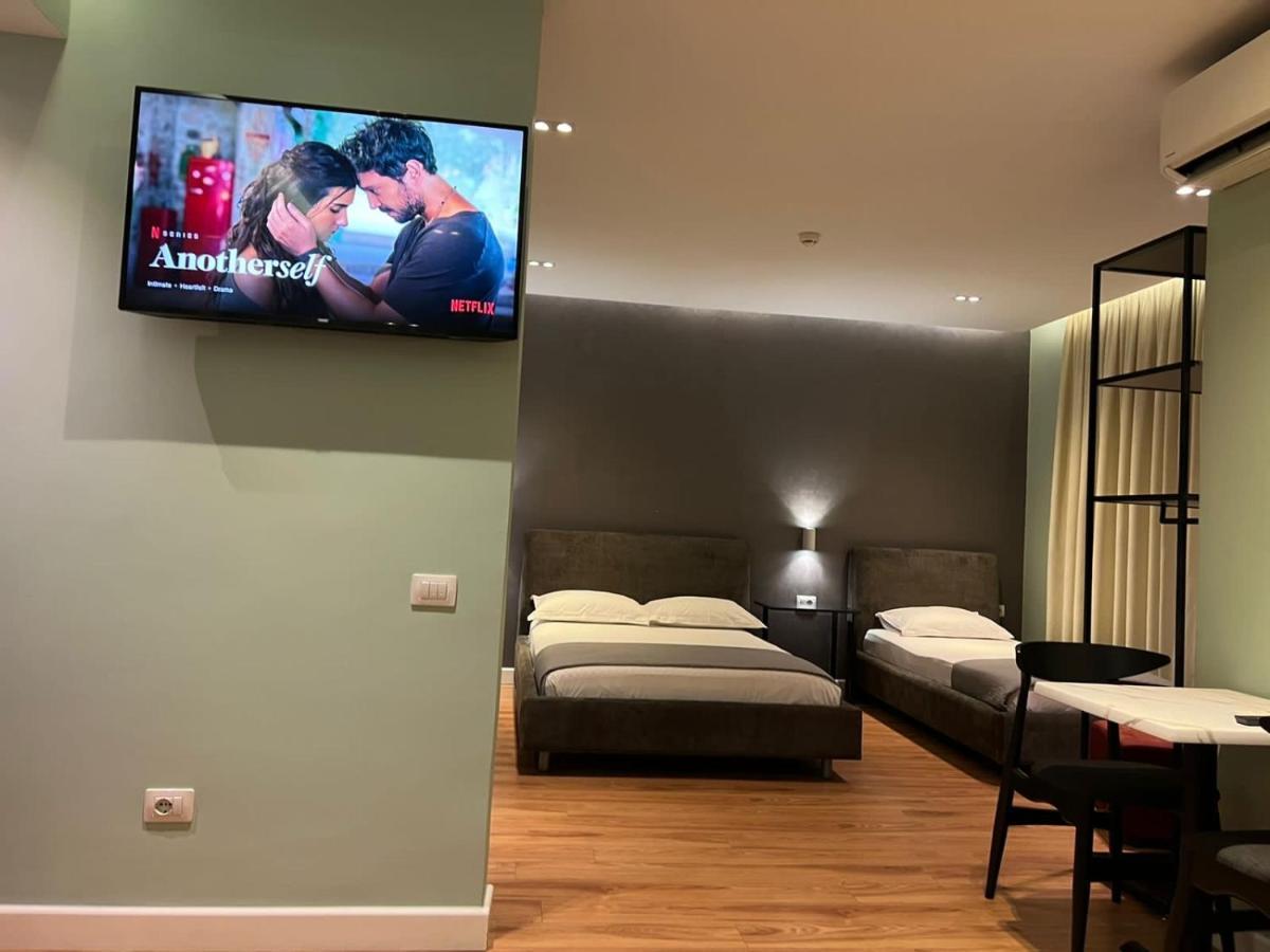 Tirana Apartments ภายนอก รูปภาพ