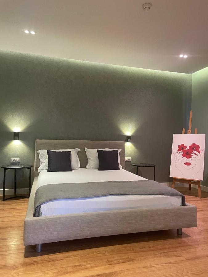 Tirana Apartments ภายนอก รูปภาพ