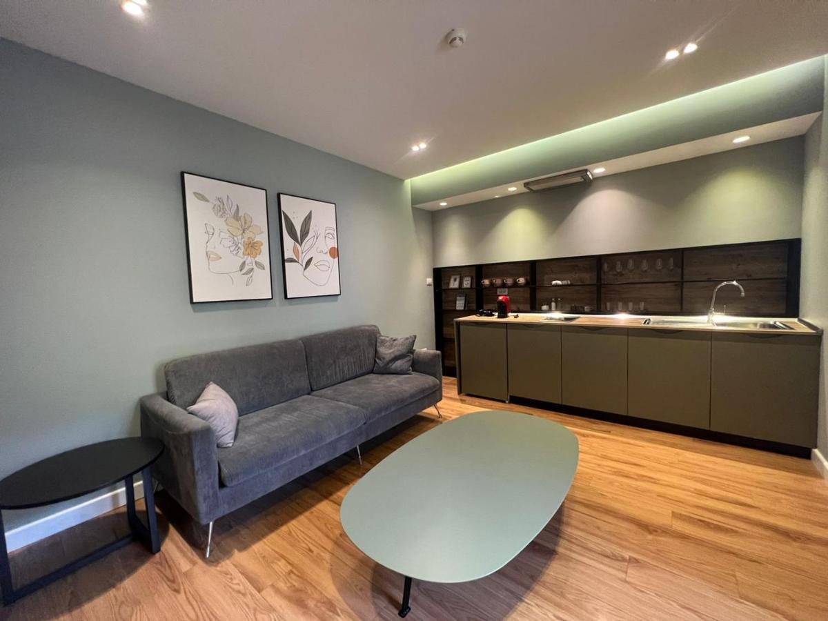 Tirana Apartments ภายนอก รูปภาพ
