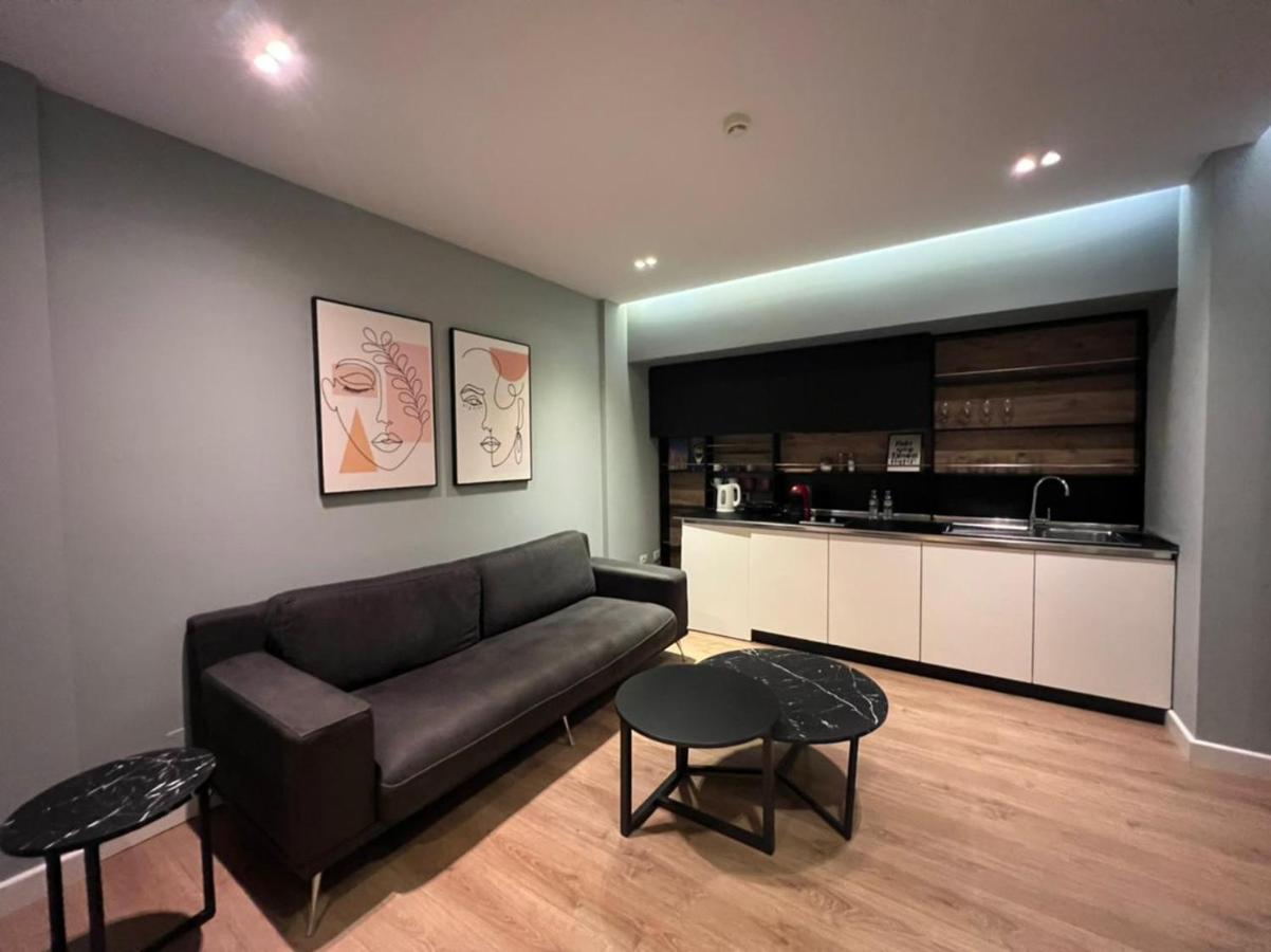 Tirana Apartments ภายนอก รูปภาพ
